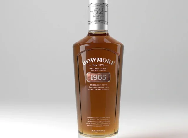 Bowmore Offers Private Distillery Experience With Final 1965 Bottles