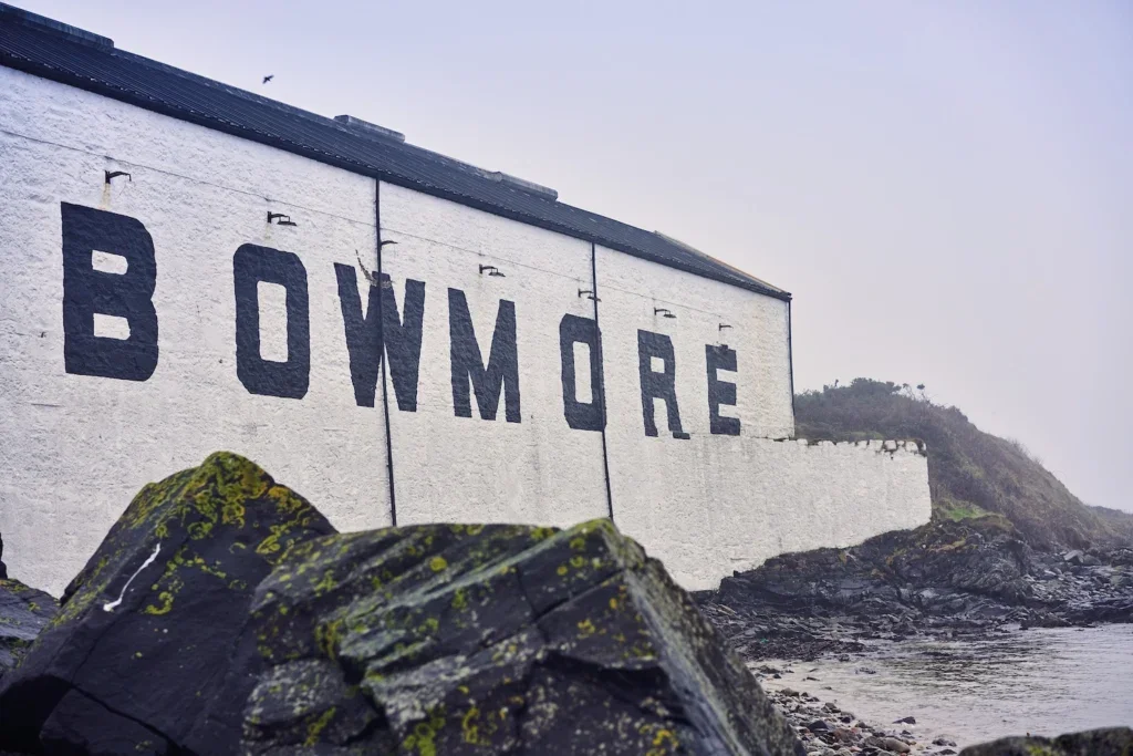 Bowmore distillery