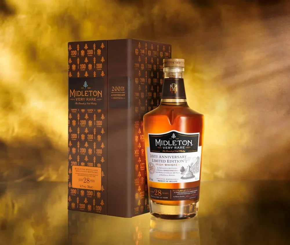 Midleton Very Rare Marks 200th Year with Mizunara Whiskey 