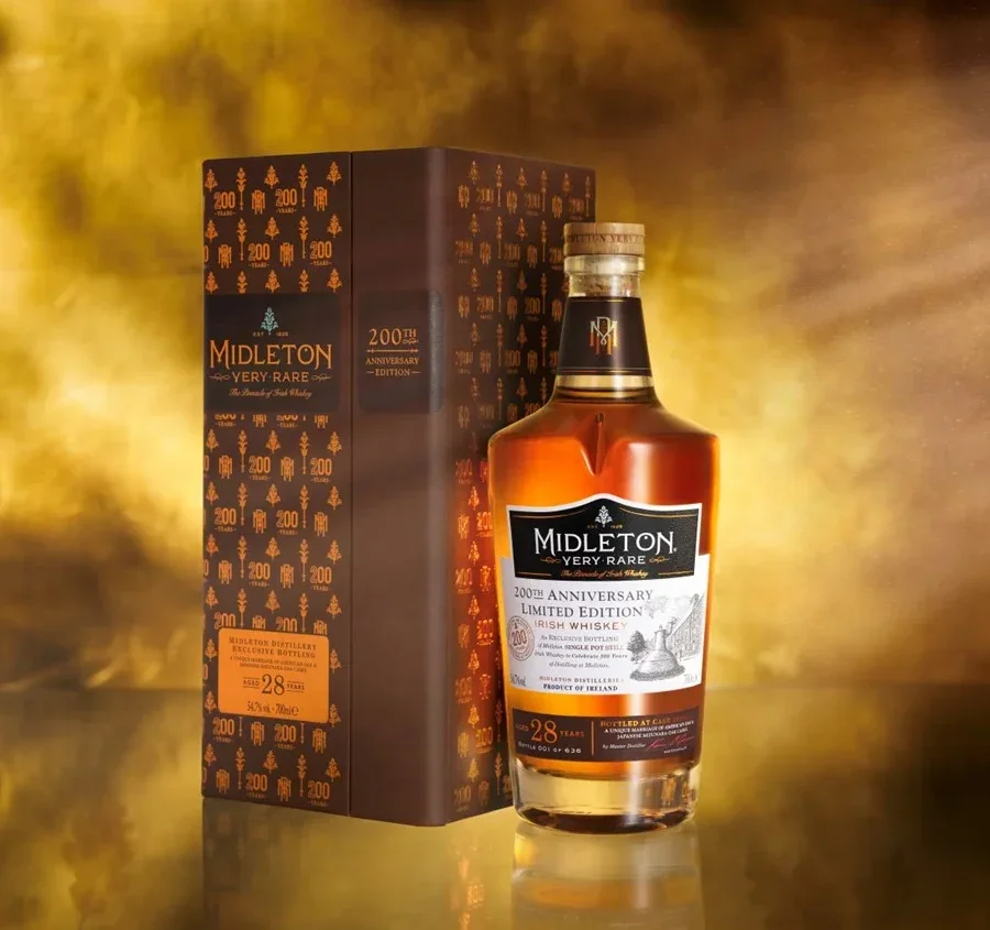 Midleton Very Rare Marks 200th Year with Mizunara Whiskey 