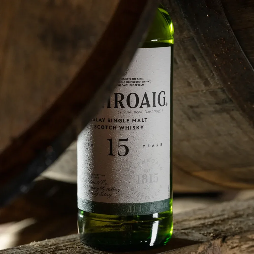 Laphroaig Fans, Rejoice: The 15 Year Old is Back